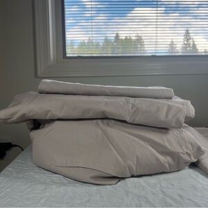 Brooklinen Organic Cotton King Sheet Set in Portobello Taupe with Storage Bag